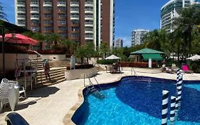 Flat na Barra da Tijuca - Premium - Com Cozinha, Microondas, Estacionamento, Balsa para Praia, Academia, Muito lindo, Confortável e Aconchegante